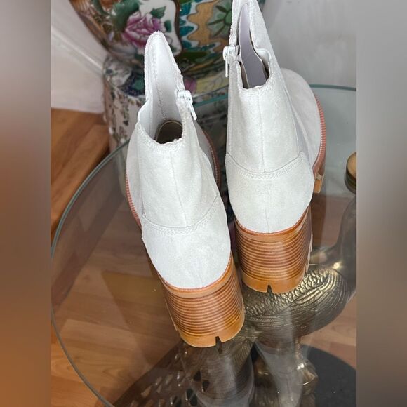 JEFFREY CAMPBELL- Preston Platform Ankle Boots - Picture 6 of 10